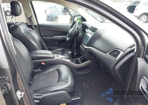 2017 Dodge Journey Crossroad Plus z USA, uszkodzony, nr VIN 3C4PDCGG9HT613272